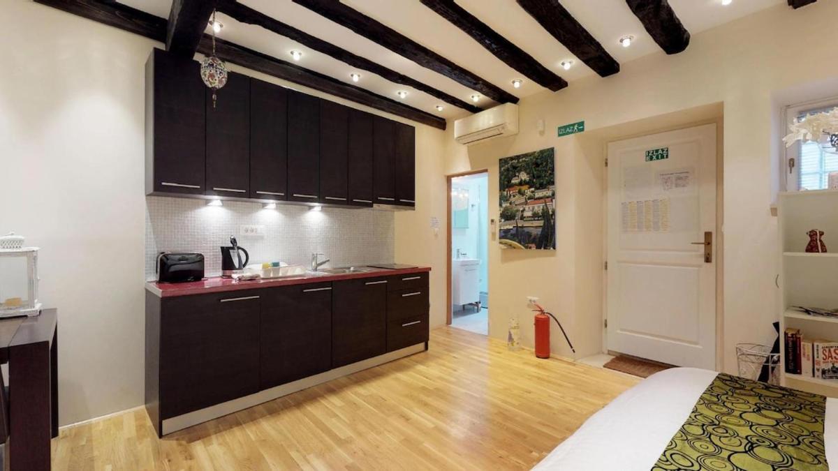 Diocletian Studio Apartments Split Exterior foto