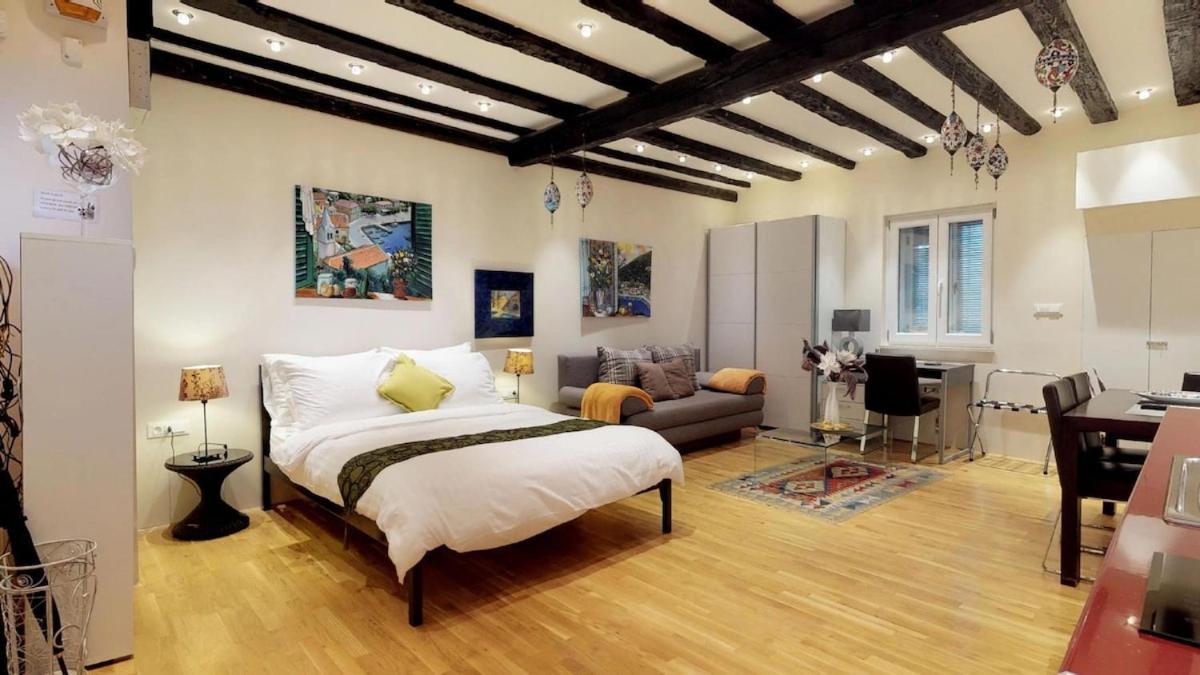 Diocletian Studio Apartments Split Exterior foto